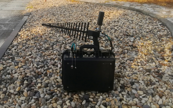 800MHz Backpack Drone Jammer Dengan Jamming Range 5km Dan 7 Band Frekuensi